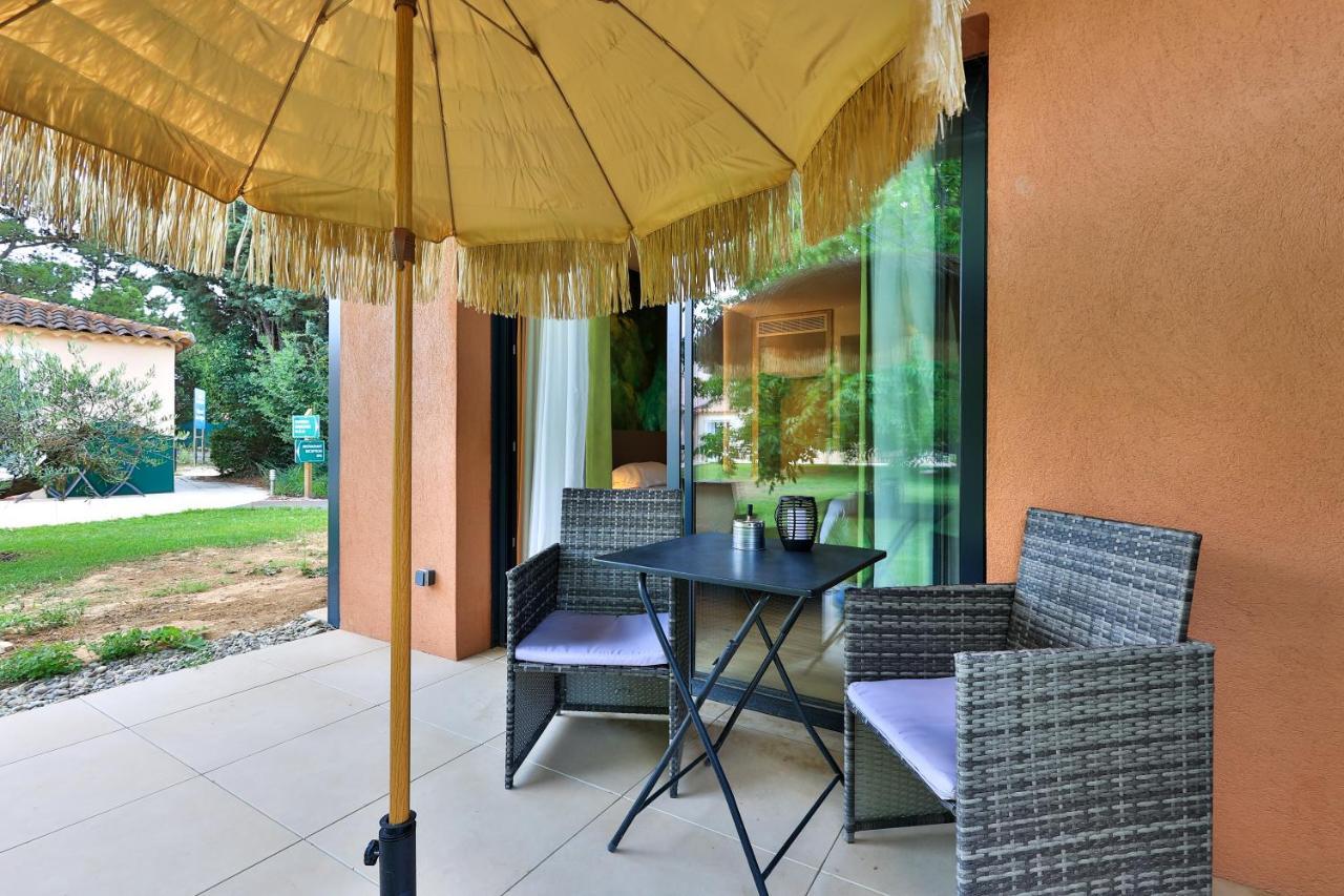 Logis Hotel & Spa Dejeunez Sous L'Arbre รูเซต์ ภายนอก รูปภาพ