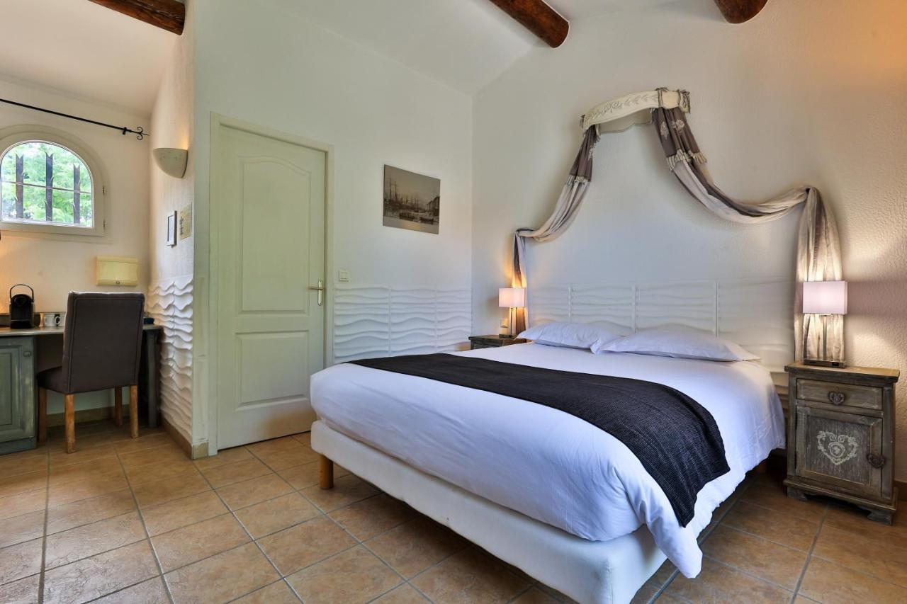 Logis Hotel & Spa Dejeunez Sous L'Arbre รูเซต์ ภายนอก รูปภาพ